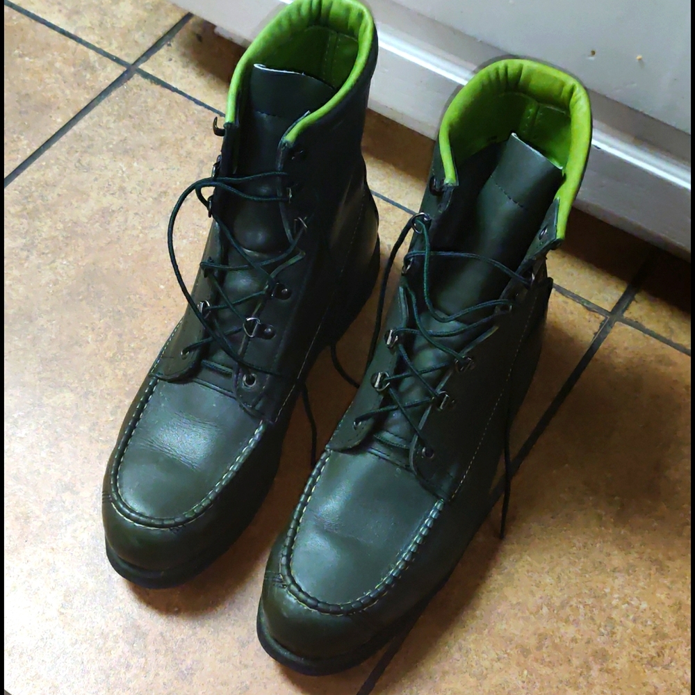 Green leather vibram men's boots